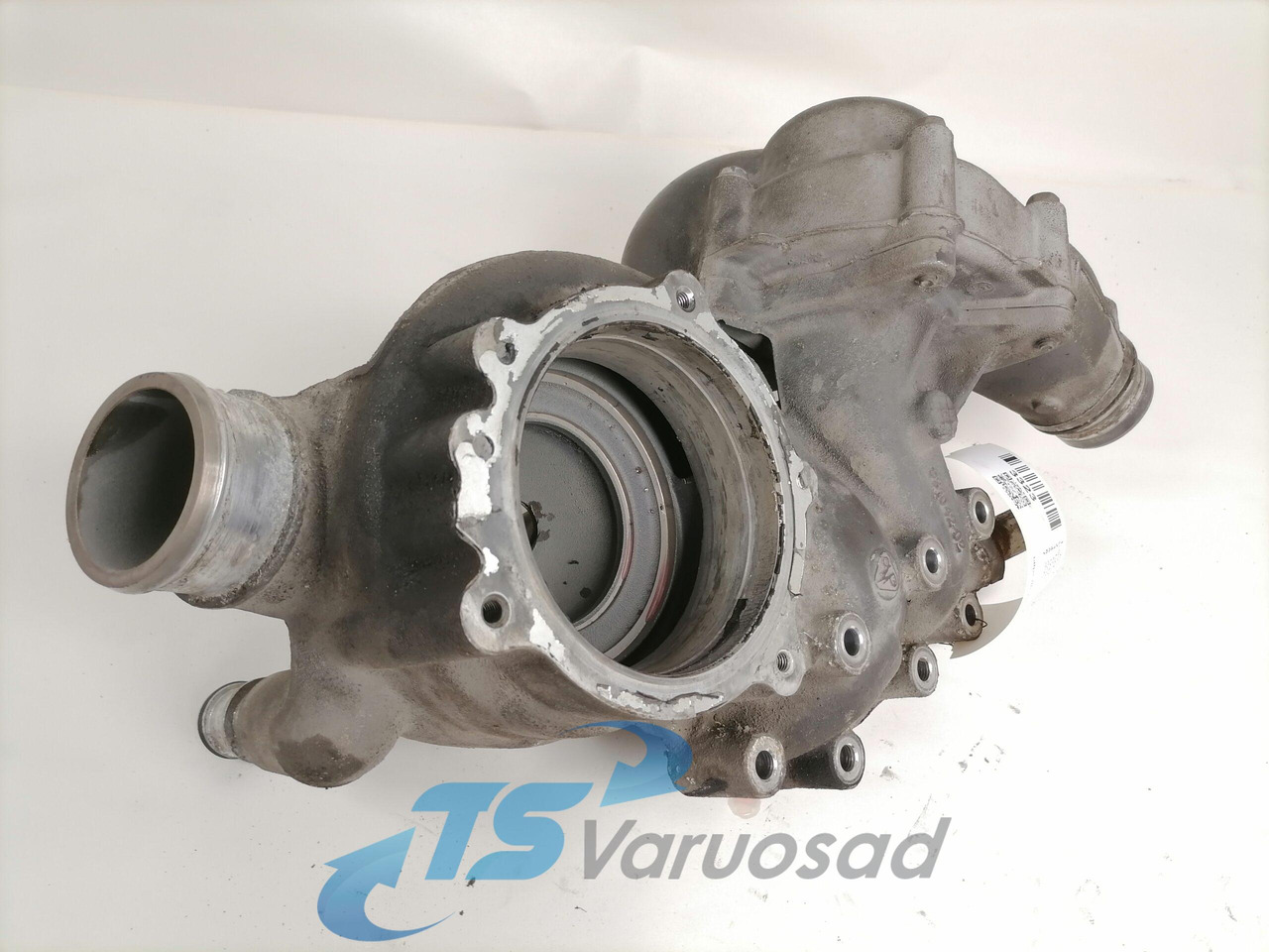 DAF Water pump manifold / housing 1747962 - Universaldel for Lastebil: bilde 1 DAF Water pump manifold / housing 1747962 - Universaldel for Lastebil: bilde 1