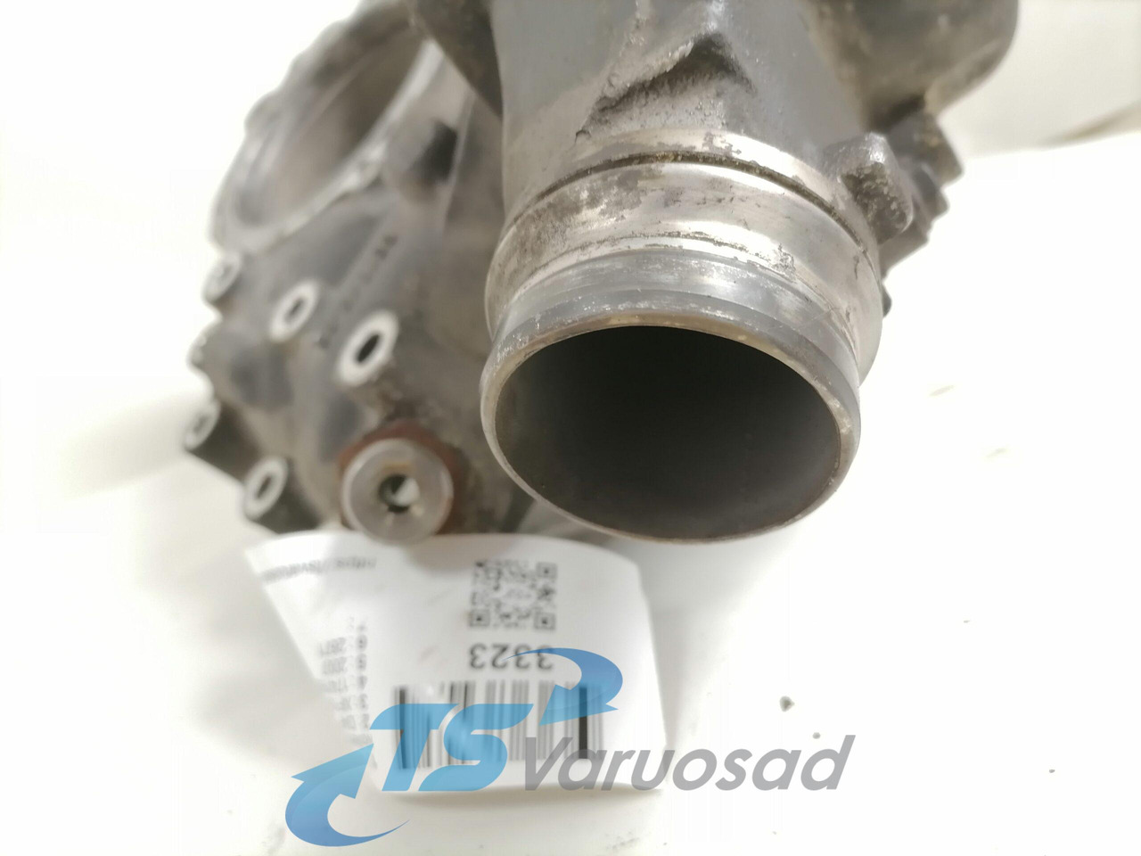 DAF Water pump manifold / housing 1747962 - Universaldel for Lastebil: bilde 4 DAF Water pump manifold / housing 1747962 - Universaldel for Lastebil: bilde 4