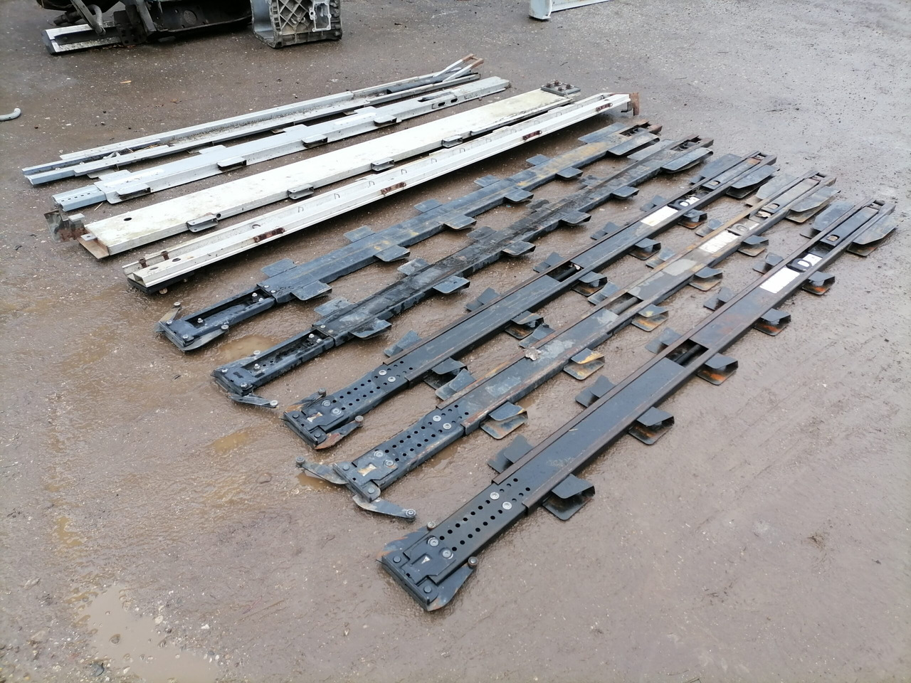 KRONE Haagise tugipostid 515068374 - Universaldel for Lastebil: bilde 1 KRONE Haagise tugipostid 515068374 - Universaldel for Lastebil: bilde 1