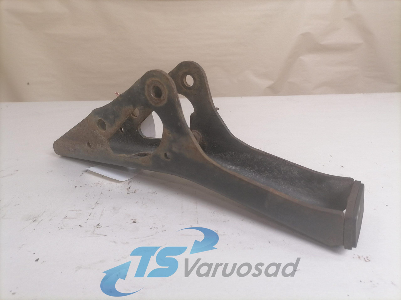 MAN Cab suspension carrier 81417010089 - Førerhusfjæring for Lastebil: bilde 2 MAN Cab suspension carrier 81417010089 - Førerhusfjæring for Lastebil: bilde 2