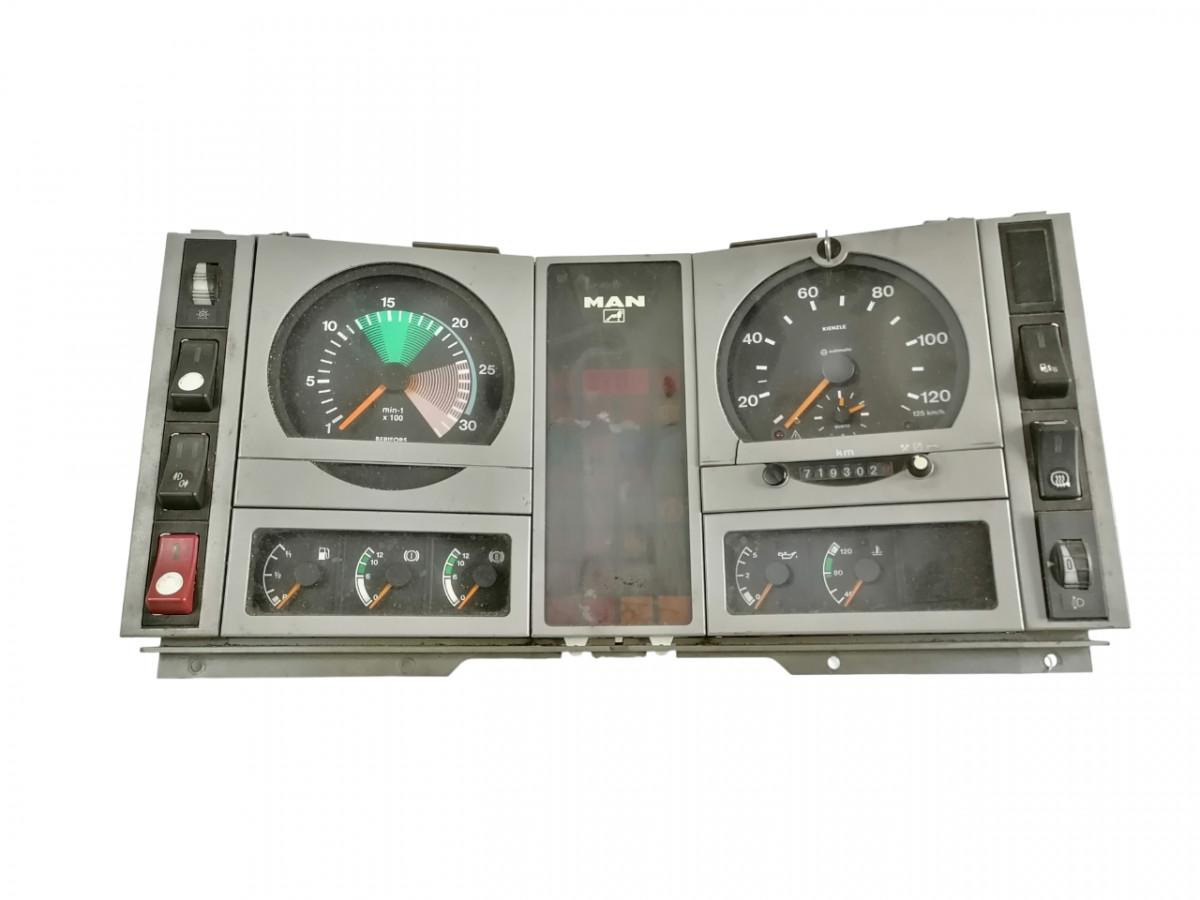 MAN Dashboard 81272026080 - Instrumentpanel for Lastebil: bilde 1 MAN Dashboard 81272026080 - Instrumentpanel for Lastebil: bilde 1