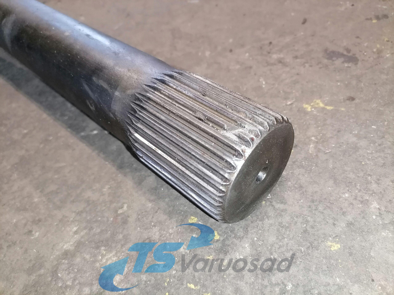 MAN Drive shaft 81355020146 - Drivaksel for Lastebil: bilde 3 MAN Drive shaft 81355020146 - Drivaksel for Lastebil: bilde 3