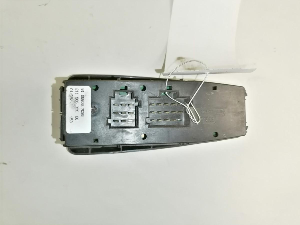 MAN Lüliti, klaasitõstuk 81258067095 - Førerhus for Lastebil: bilde 3 MAN Lüliti, klaasitõstuk 81258067095 - Førerhus for Lastebil: bilde 3