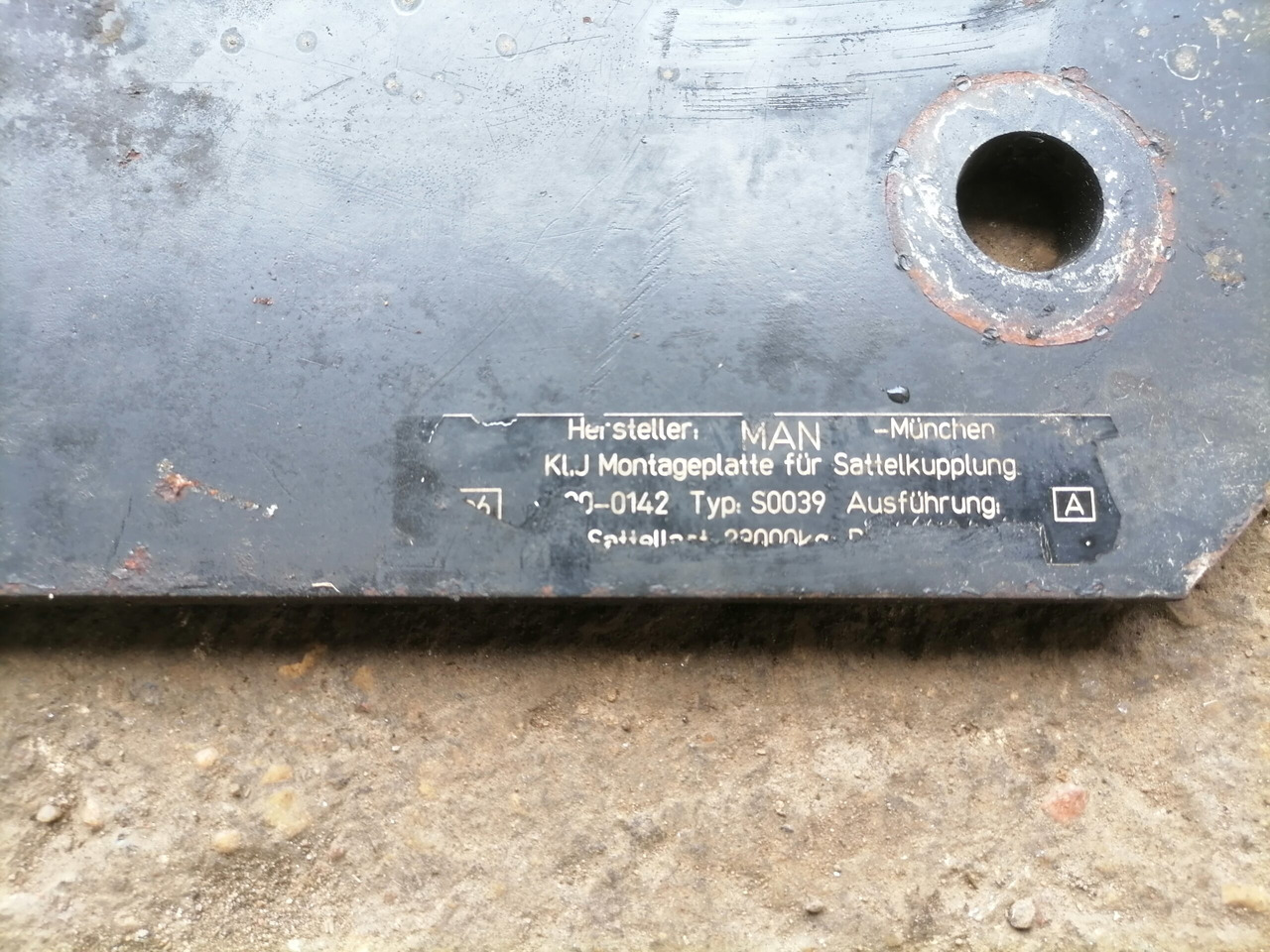 MAN Saddle plate 81427150036 - Svingskive for Lastebil: bilde 4 MAN Saddle plate 81427150036 - Svingskive for Lastebil: bilde 4