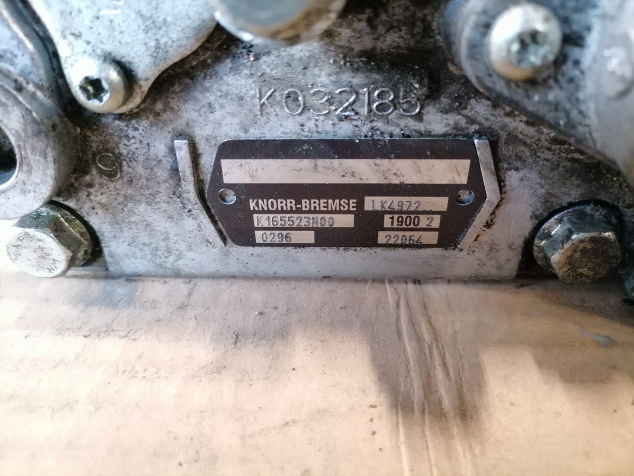 Mercedes-Benz Air compressor K165523N00 - Kompressor, trykkluftanlegg for Lastebil: bilde 5 Mercedes-Benz Air compressor K165523N00 - Kompressor, trykkluftanlegg for Lastebil: bilde 5