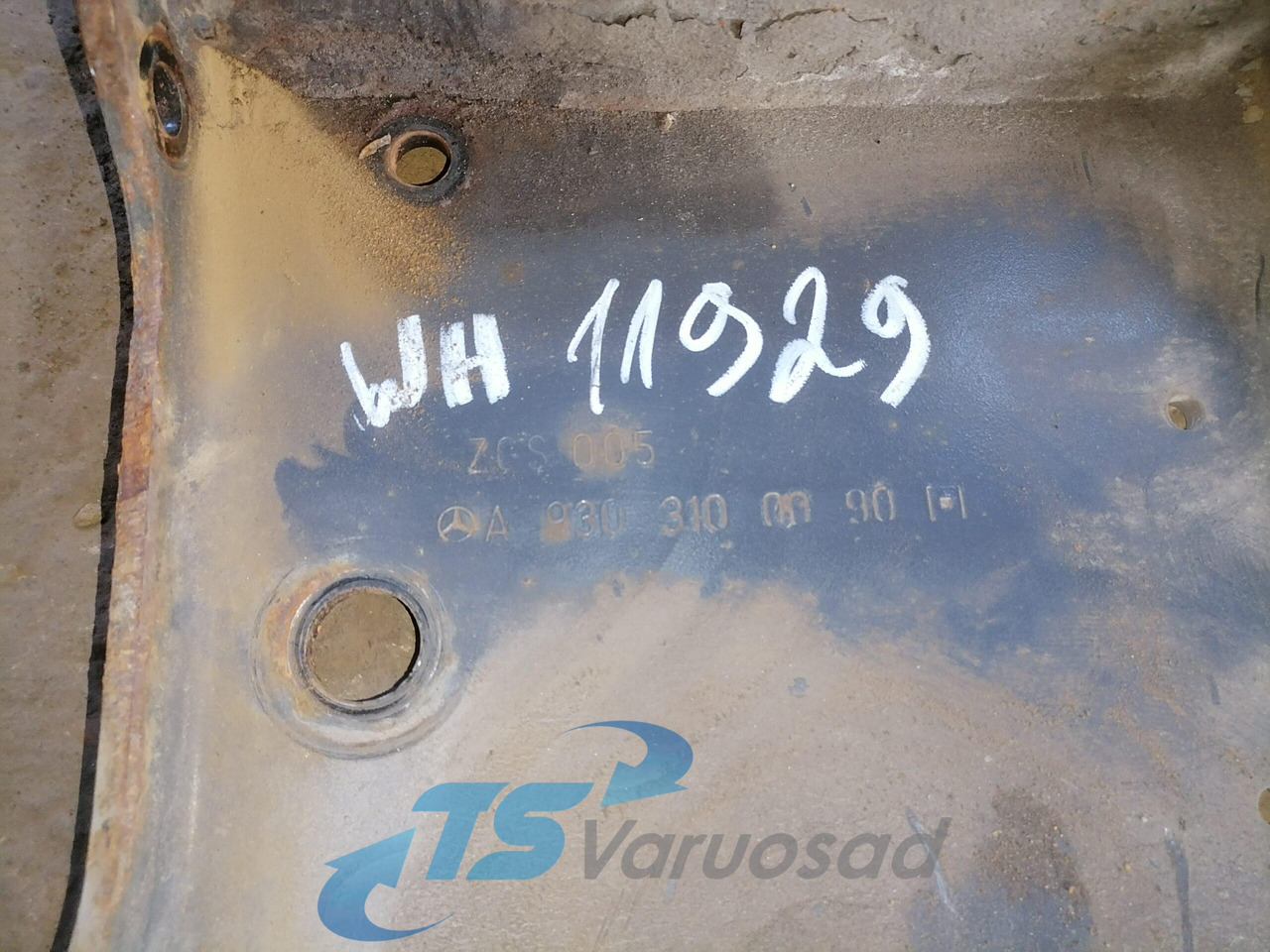 Mercedes-Benz Front bumper carrier A9303100090 - Støtfanger for Lastebil: bilde 3 Mercedes-Benz Front bumper carrier A9303100090 - Støtfanger for Lastebil: bilde 3