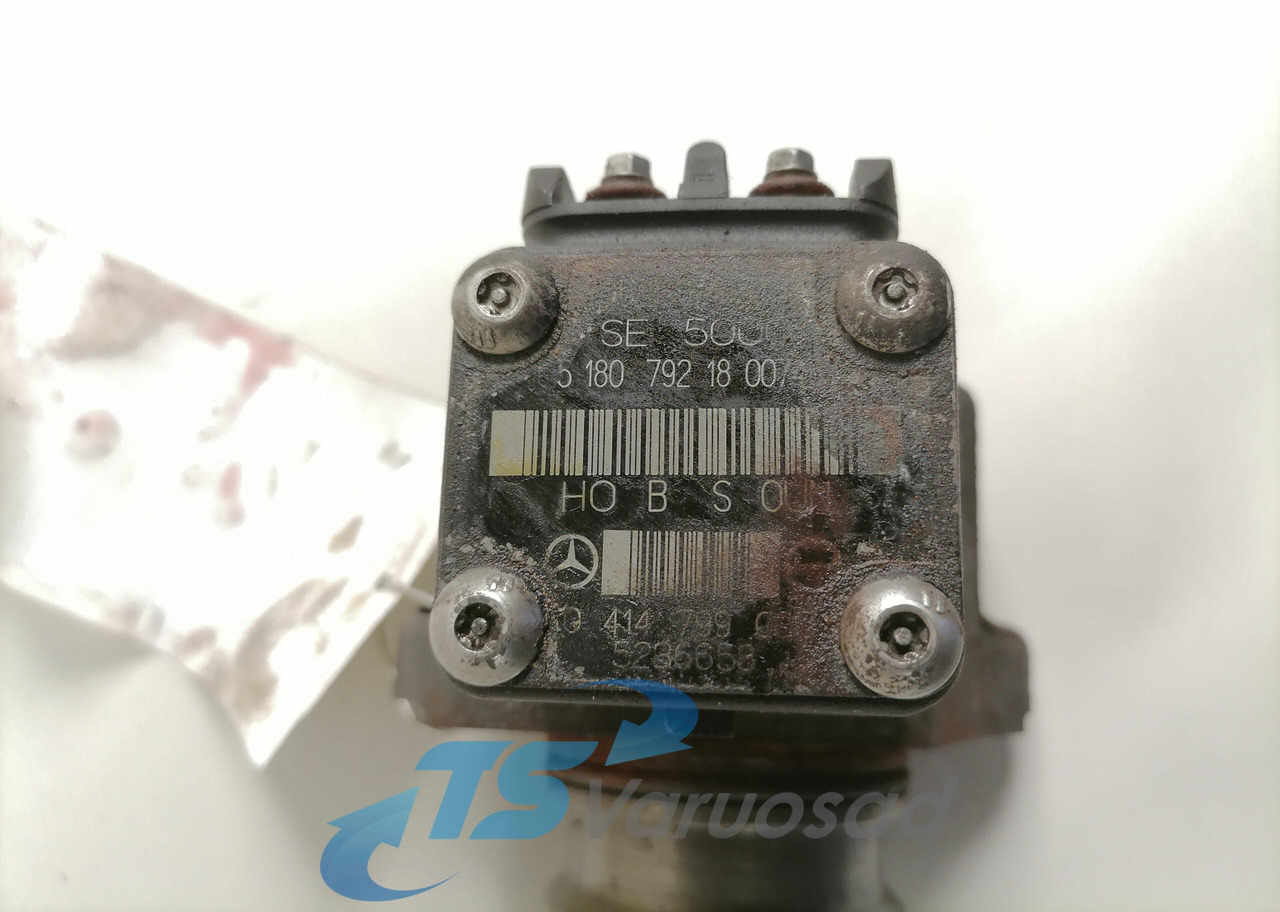 Mercedes-Benz High pressure pump A0414799054 - Drivstoffpumpe for Lastebil: bilde 2 Mercedes-Benz High pressure pump A0414799054 - Drivstoffpumpe for Lastebil: bilde 2
