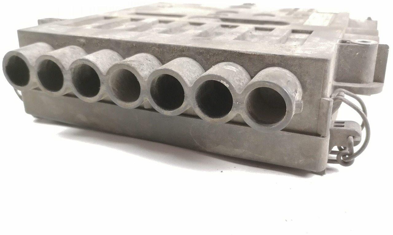 Mercedes-Benz Juhtmestiku harukarp A9605460440 - Sikring for Lastebil: bilde 5 Mercedes-Benz Juhtmestiku harukarp A9605460440 - Sikring for Lastebil: bilde 5