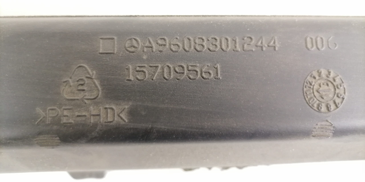 Mercedes-Benz Salongi õhutoru A9608301344 - Varme/ Ventilasjon for Lastebil: bilde 2 Mercedes-Benz Salongi õhutoru A9608301344 - Varme/ Ventilasjon for Lastebil: bilde 2