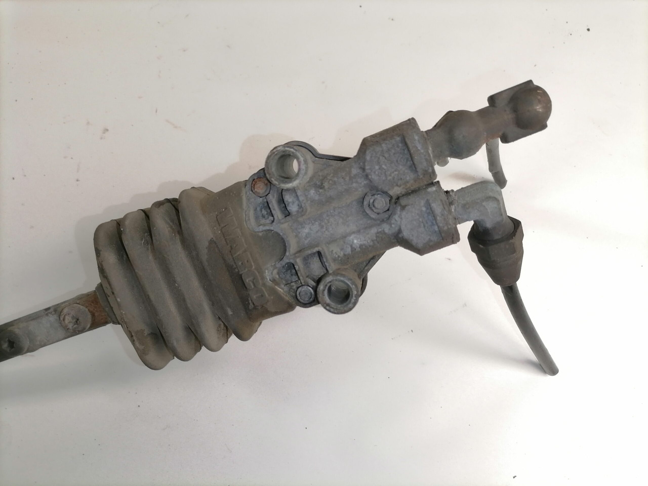 Scania Cab suspension control valve 464007010 - Førerhusfjæring for Lastebil: bilde 2 Scania Cab suspension control valve 464007010 - Førerhusfjæring for Lastebil: bilde 2