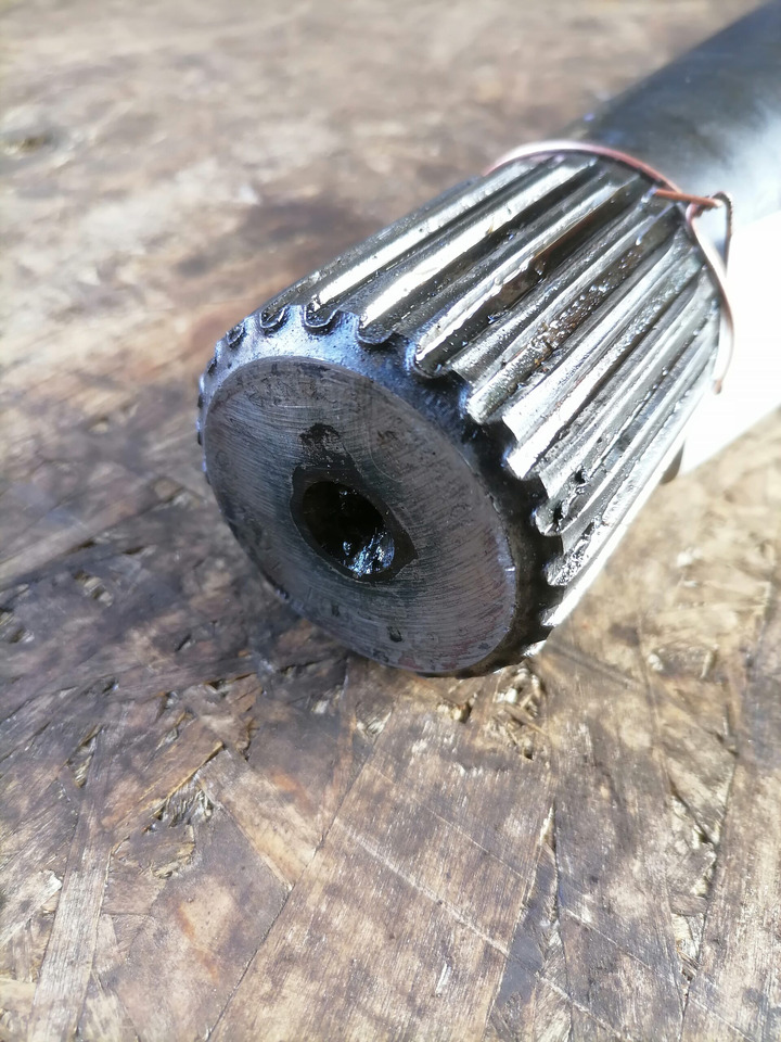 Scania Drive shaft 1761195 - Drivaksel for Lastebil: bilde 4 Scania Drive shaft 1761195 - Drivaksel for Lastebil: bilde 4