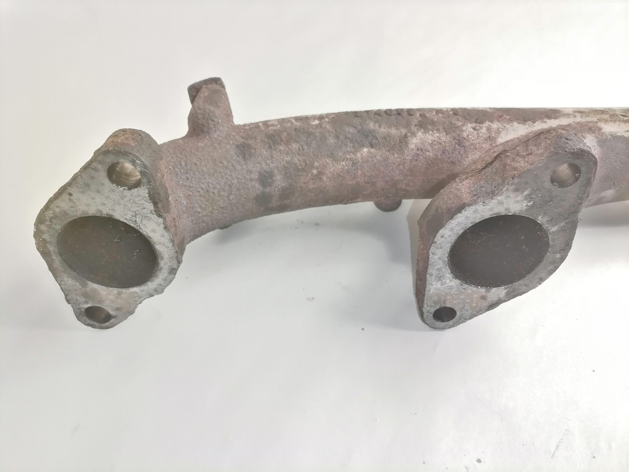Scania Exhaust mainfold 1374099 - Eksosmanifold for Lastebil: bilde 2 Scania Exhaust mainfold 1374099 - Eksosmanifold for Lastebil: bilde 2