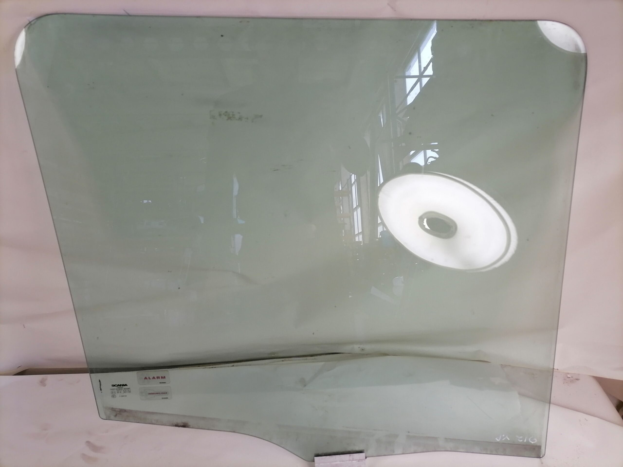 Scania Küljeklaas, parem 1306260 - Vindu og deler for Lastebil: bilde 1 Scania Küljeklaas, parem 1306260 - Vindu og deler for Lastebil: bilde 1