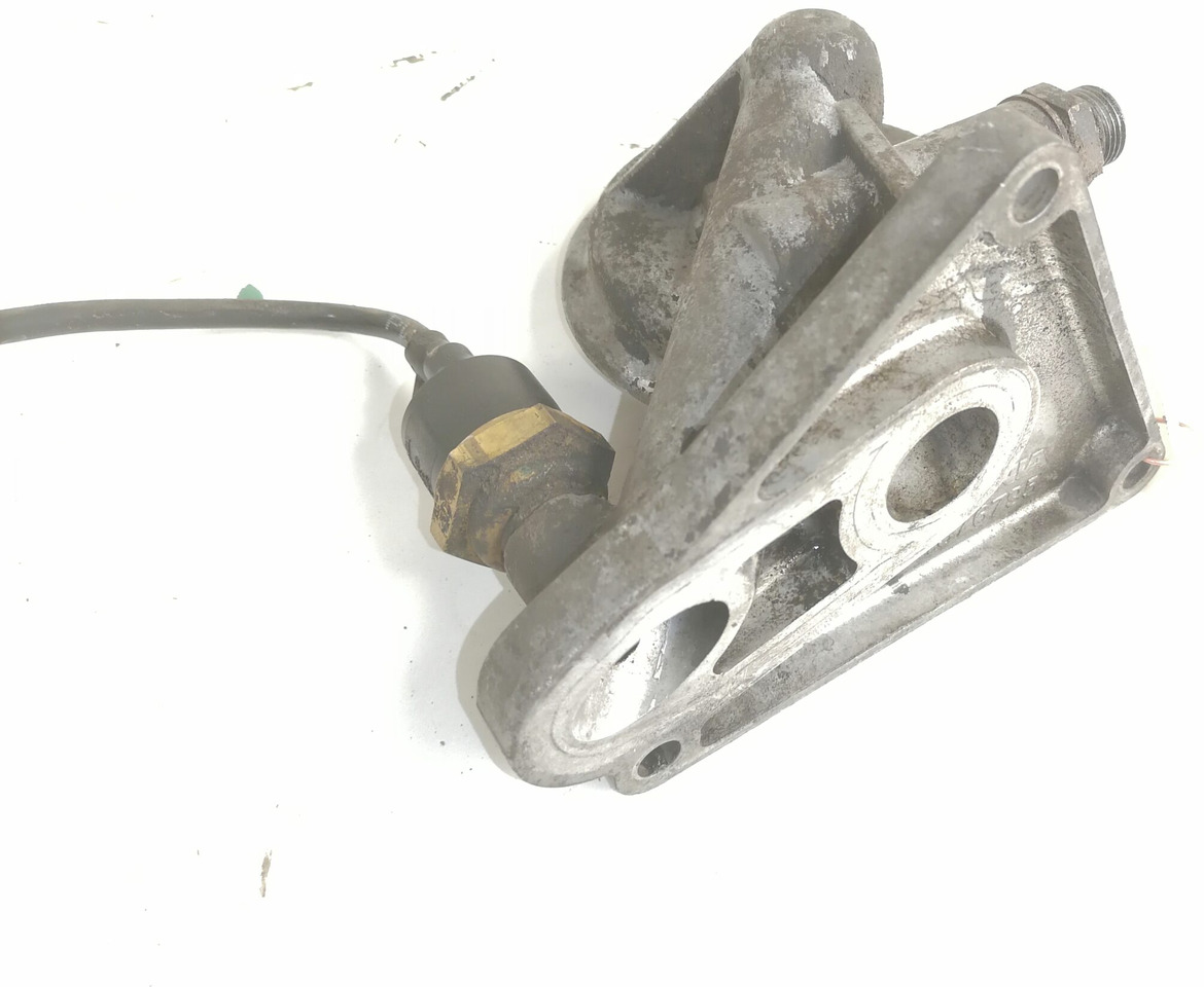 Scania Oil filter housing 1376795 - Motor og deler for Lastebil: bilde 3 Scania Oil filter housing 1376795 - Motor og deler for Lastebil: bilde 3