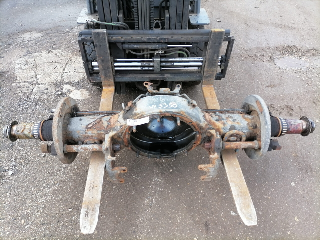 Scania Rear axel housing 1413991 - Aksel og deler for Lastebil: bilde 1 Scania Rear axel housing 1413991 - Aksel og deler for Lastebil: bilde 1