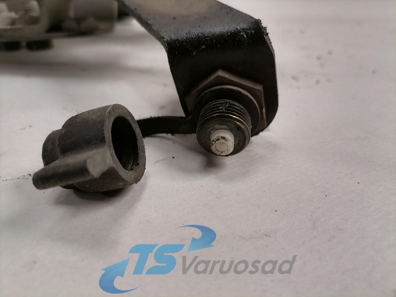 Scania Roolisüsteemi õlimahuti kandur 1446713 - Servoslange for Lastebil: bilde 4 Scania Roolisüsteemi õlimahuti kandur 1446713 - Servoslange for Lastebil: bilde 4