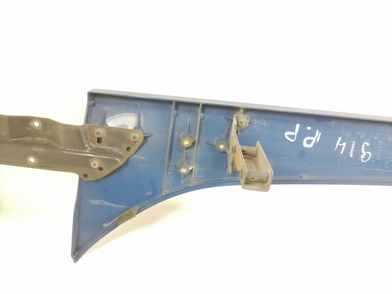 Scania Scania cab wind deflector, right side 1348520 - Aerodynamikk/ Spoiler for Lastebil: bilde 3 Scania Scania cab wind deflector, right side 1348520 - Aerodynamikk/ Spoiler for Lastebil: bilde 3