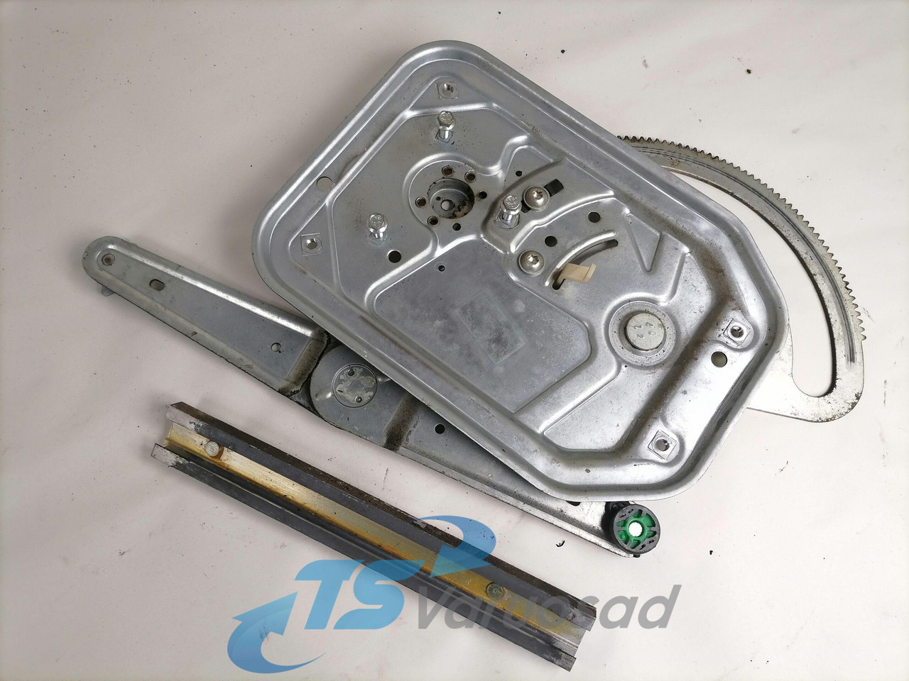 Scania Side window lifting mechanism 2572351 - Vindu og deler for Lastebil: bilde 3 Scania Side window lifting mechanism 2572351 - Vindu og deler for Lastebil: bilde 3
