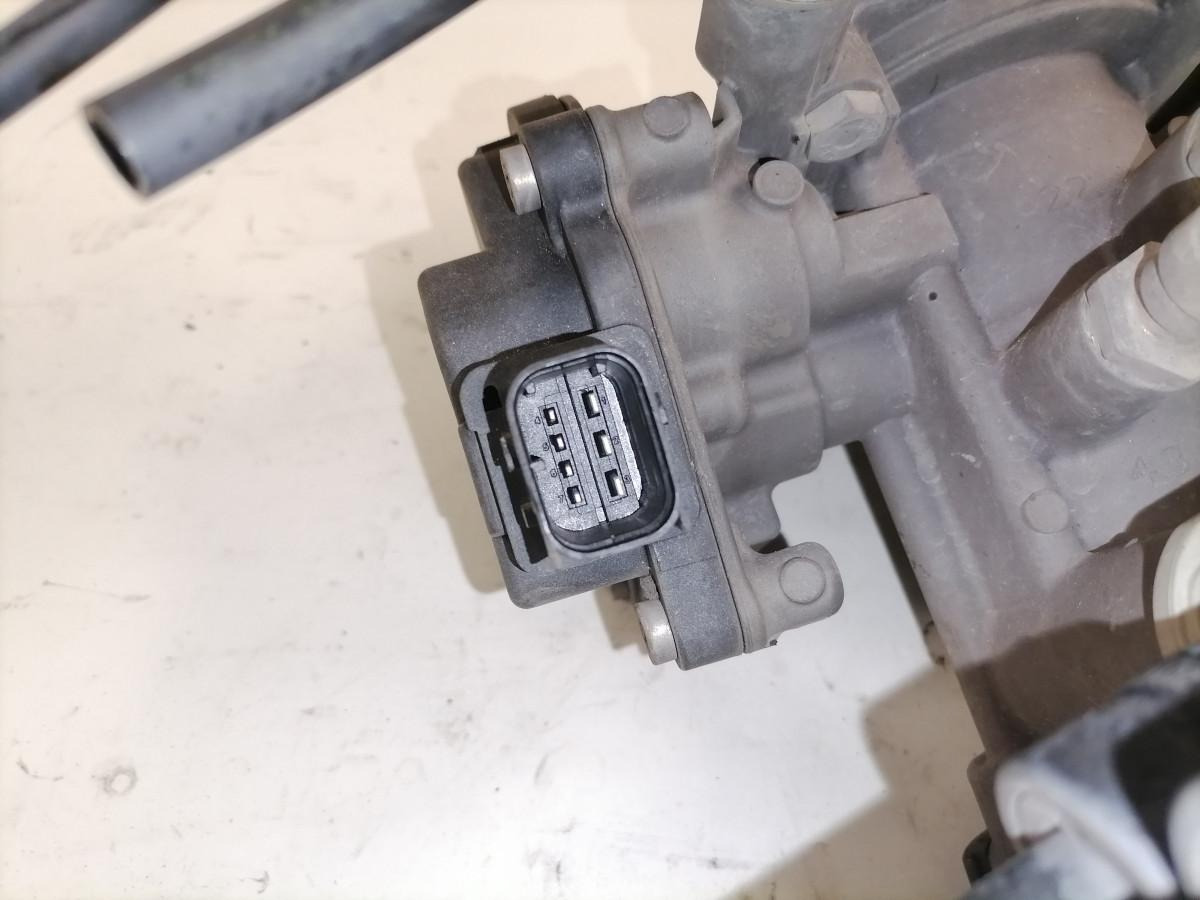 Scania Trailer brake pressure control 2199282 - Bremseventil for Lastebil: bilde 4 Scania Trailer brake pressure control 2199282 - Bremseventil for Lastebil: bilde 4