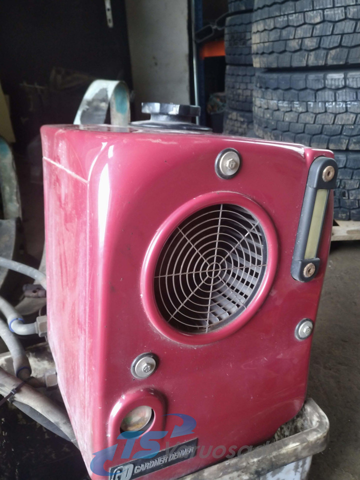 Universaalne Hydrulic oil cooler 8013015000-2 - Hydraulisk tank for Lastebil: bilde 2 Universaalne Hydrulic oil cooler 8013015000-2 - Hydraulisk tank for Lastebil: bilde 2