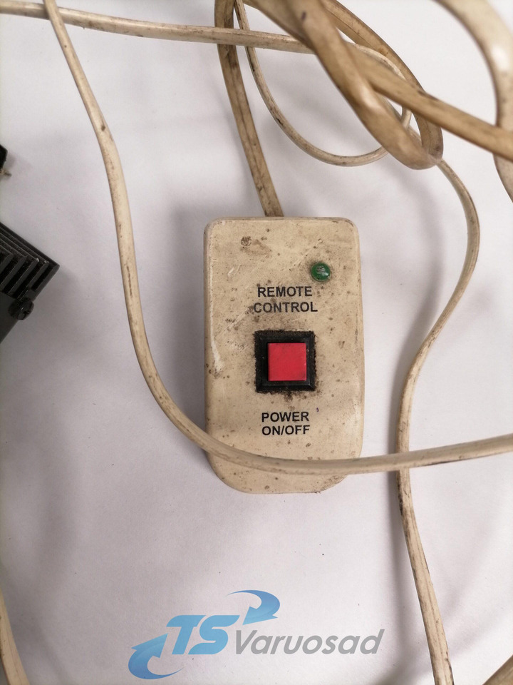 Universaalne Voltage converter A1700W24V - Elektrisk system for Lastebil: bilde 3 Universaalne Voltage converter A1700W24V - Elektrisk system for Lastebil: bilde 3