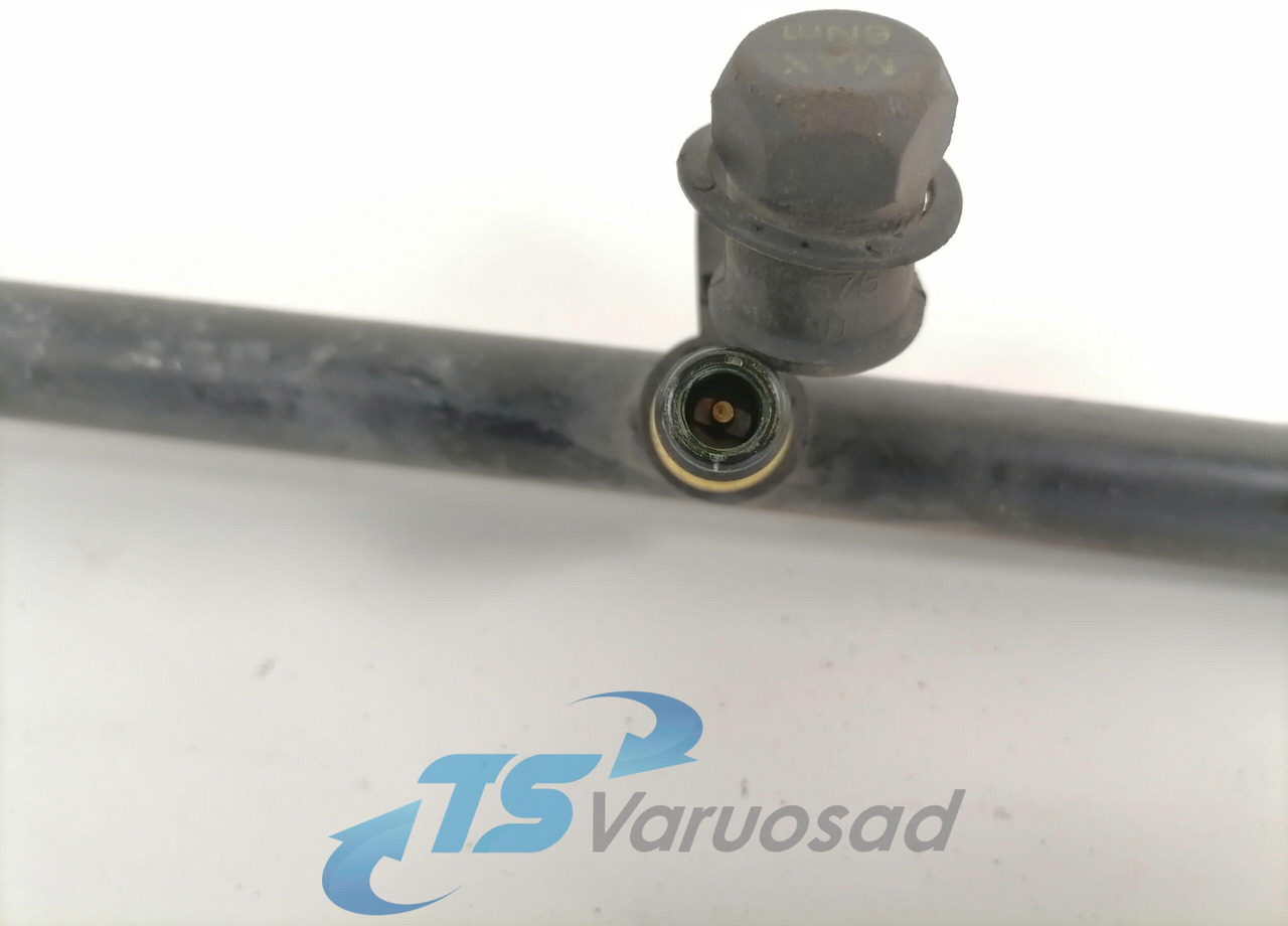Volvo A/C pipe 20498305 - Varme/ Ventilasjon for Lastebil: bilde 4 Volvo A/C pipe 20498305 - Varme/ Ventilasjon for Lastebil: bilde 4