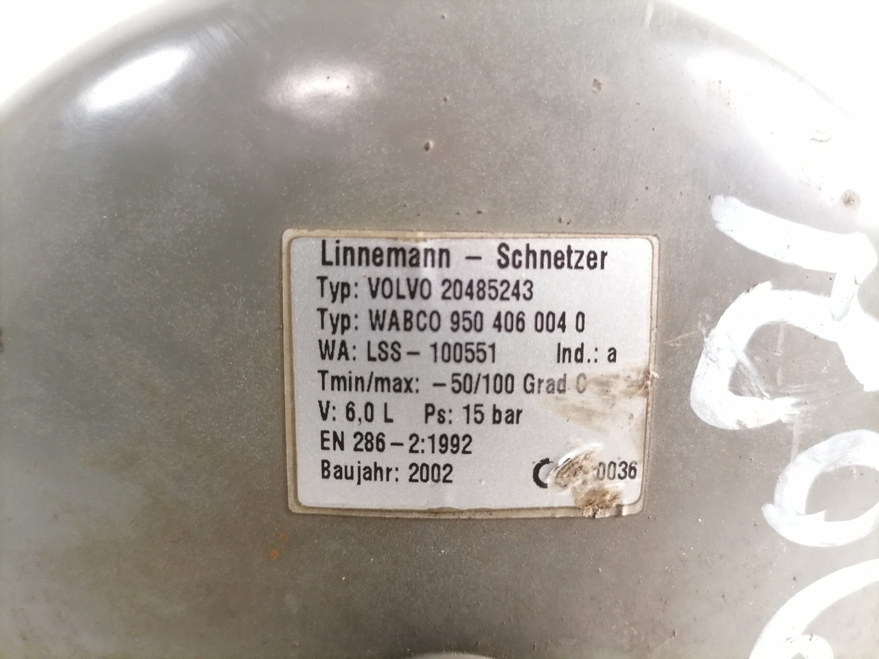 Volvo Air tank 20485243 - Universaldel for Lastebil: bilde 3 Volvo Air tank 20485243 - Universaldel for Lastebil: bilde 3