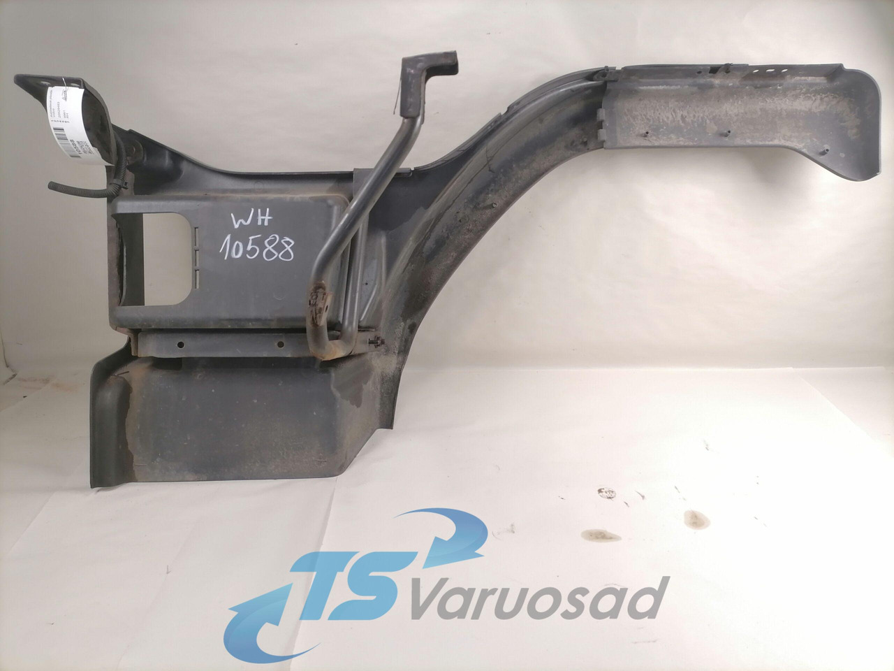 Volvo Astmelaua plastik 20529483 - Fottrinnet for Lastebil: bilde 2 Volvo Astmelaua plastik 20529483 - Fottrinnet for Lastebil: bilde 2