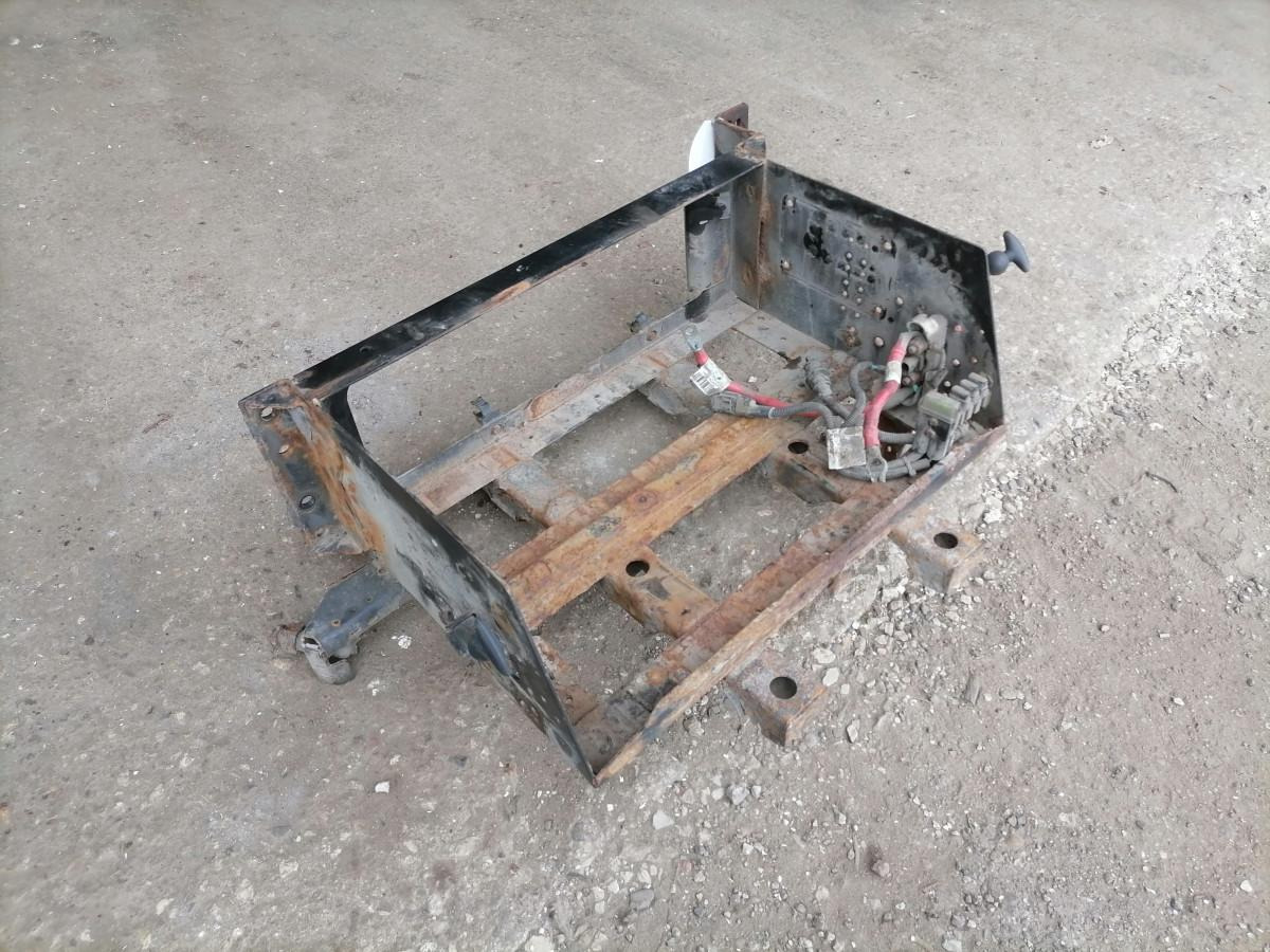 Volvo Battery box 21042654 - Batteri for Lastebil: bilde 2 Volvo Battery box 21042654 - Batteri for Lastebil: bilde 2