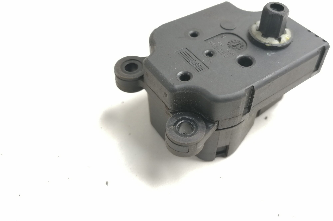 Volvo Interior heating damper position regulator 20443812 - Universaldel for Lastebil: bilde 3 Volvo Interior heating damper position regulator 20443812 - Universaldel for Lastebil: bilde 3