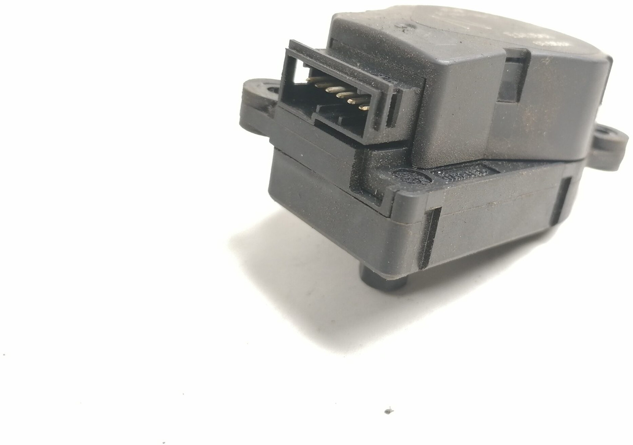 Volvo Interior heating damper position regulator 20443812 - Universaldel for Lastebil: bilde 1 Volvo Interior heating damper position regulator 20443812 - Universaldel for Lastebil: bilde 1