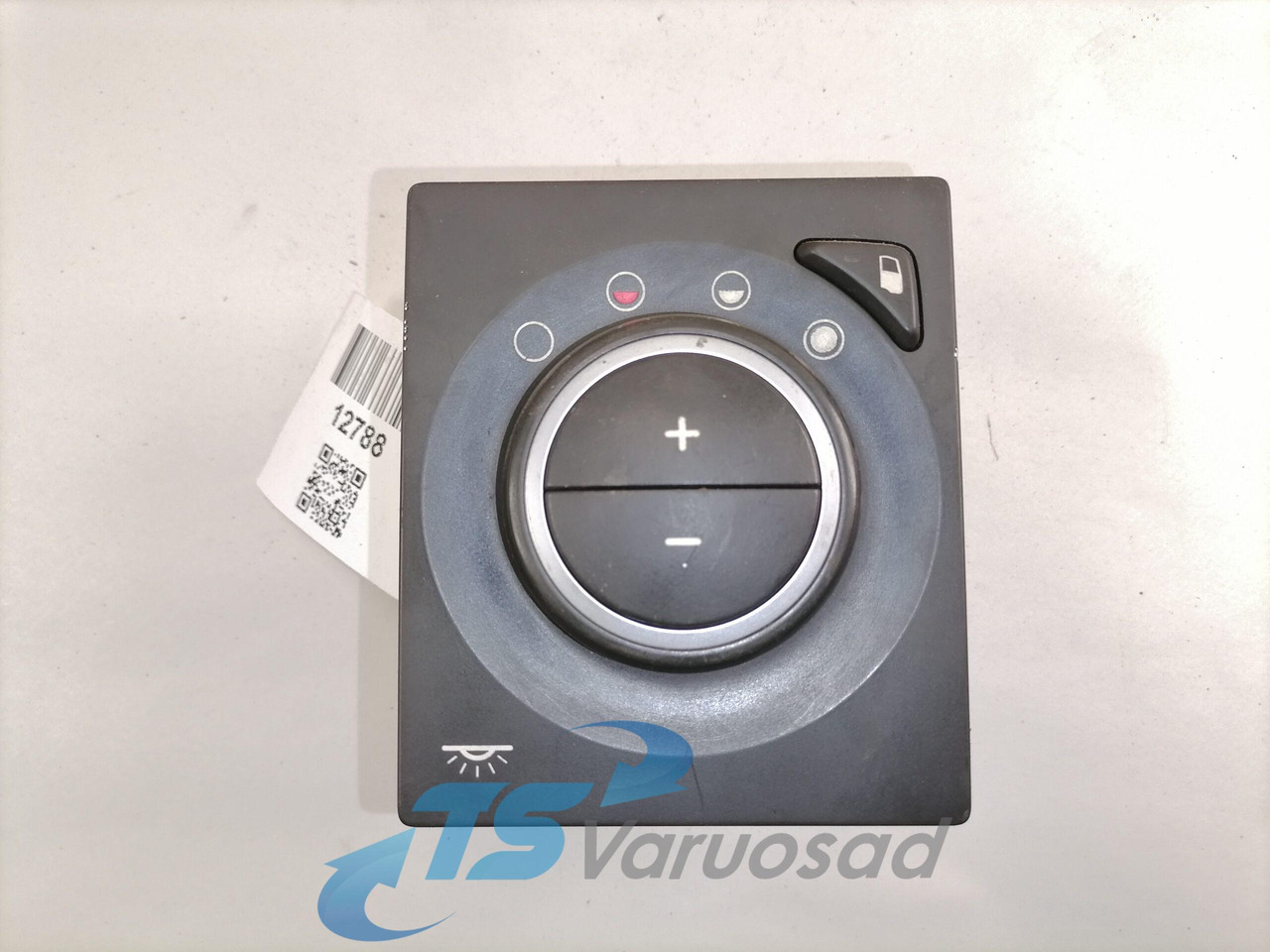 Volvo Lüliti, salongi valgustus 22049578 - Førerhus for Lastebil: bilde 3 Volvo Lüliti, salongi valgustus 22049578 - Førerhus for Lastebil: bilde 3