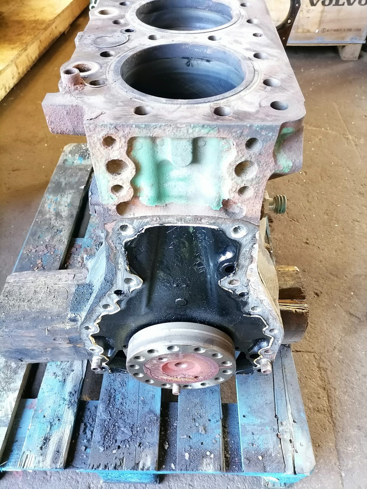Volvo Mootoriplokk Volvo D12D460 8170120 - Motor og deler for Lastebil: bilde 3 Volvo Mootoriplokk Volvo D12D460 8170120 - Motor og deler for Lastebil: bilde 3