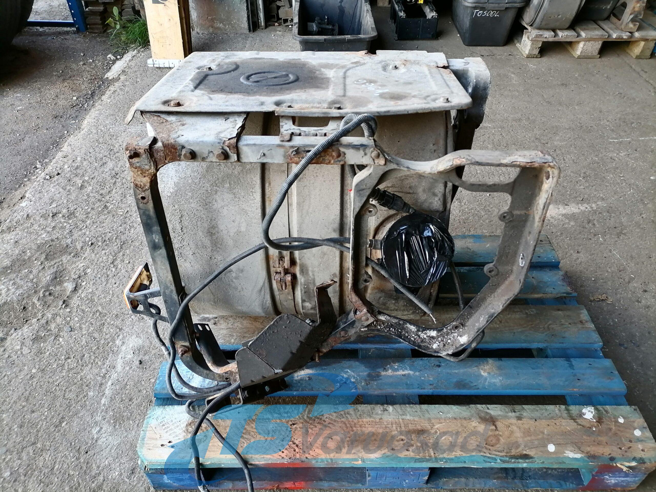 Volvo Muffler 20894953 - Lyddemper for Lastebil: bilde 4 Volvo Muffler 20894953 - Lyddemper for Lastebil: bilde 4