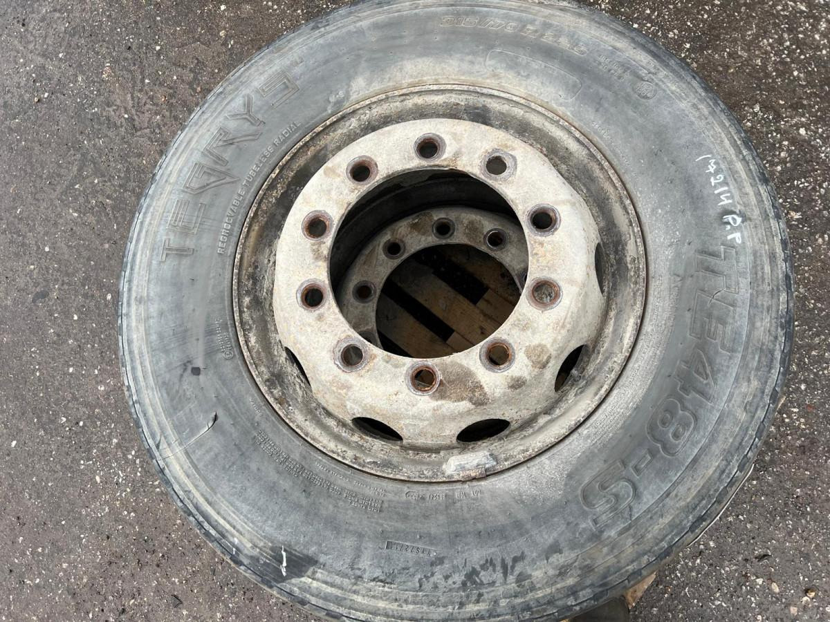 Volvo Rehvid + veljed 315/70R22.5 31570R225 - Dekk og felger for Lastebil: bilde 3 Volvo Rehvid + veljed 315/70R22.5 31570R225 - Dekk og felger for Lastebil: bilde 3