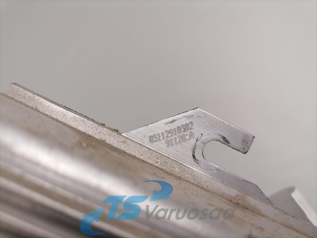 Volvo Voltage converter 7420880230 - Elektrisk system for Lastebil: bilde 4 Volvo Voltage converter 7420880230 - Elektrisk system for Lastebil: bilde 4