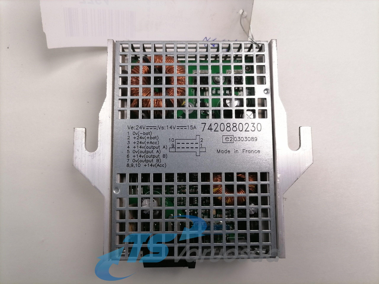 Volvo Voltage converter 7420880230 - Elektrisk system for Lastebil: bilde 3 Volvo Voltage converter 7420880230 - Elektrisk system for Lastebil: bilde 3