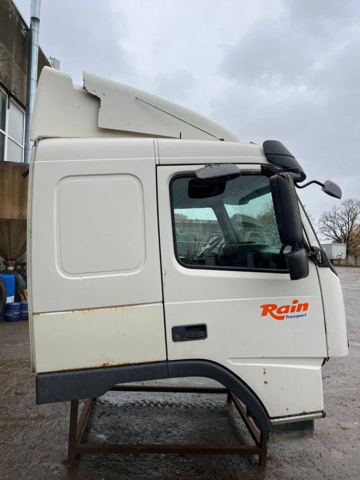 Volvo Volvo kabiin 85103669 - Førerhus og interiør for Lastebil: bilde 4 Volvo Volvo kabiin 85103669 - Førerhus og interiør for Lastebil: bilde 4