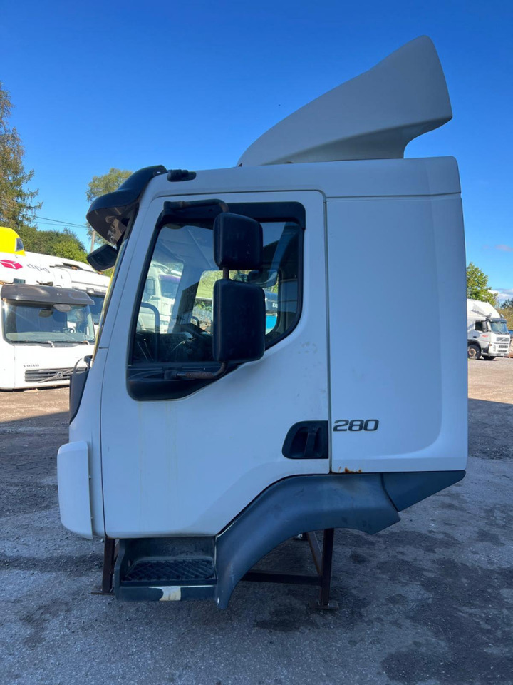 Volvo Volvo kabiin 85145280 - Førerhus og interiør for Lastebil: bilde 4 Volvo Volvo kabiin 85145280 - Førerhus og interiør for Lastebil: bilde 4