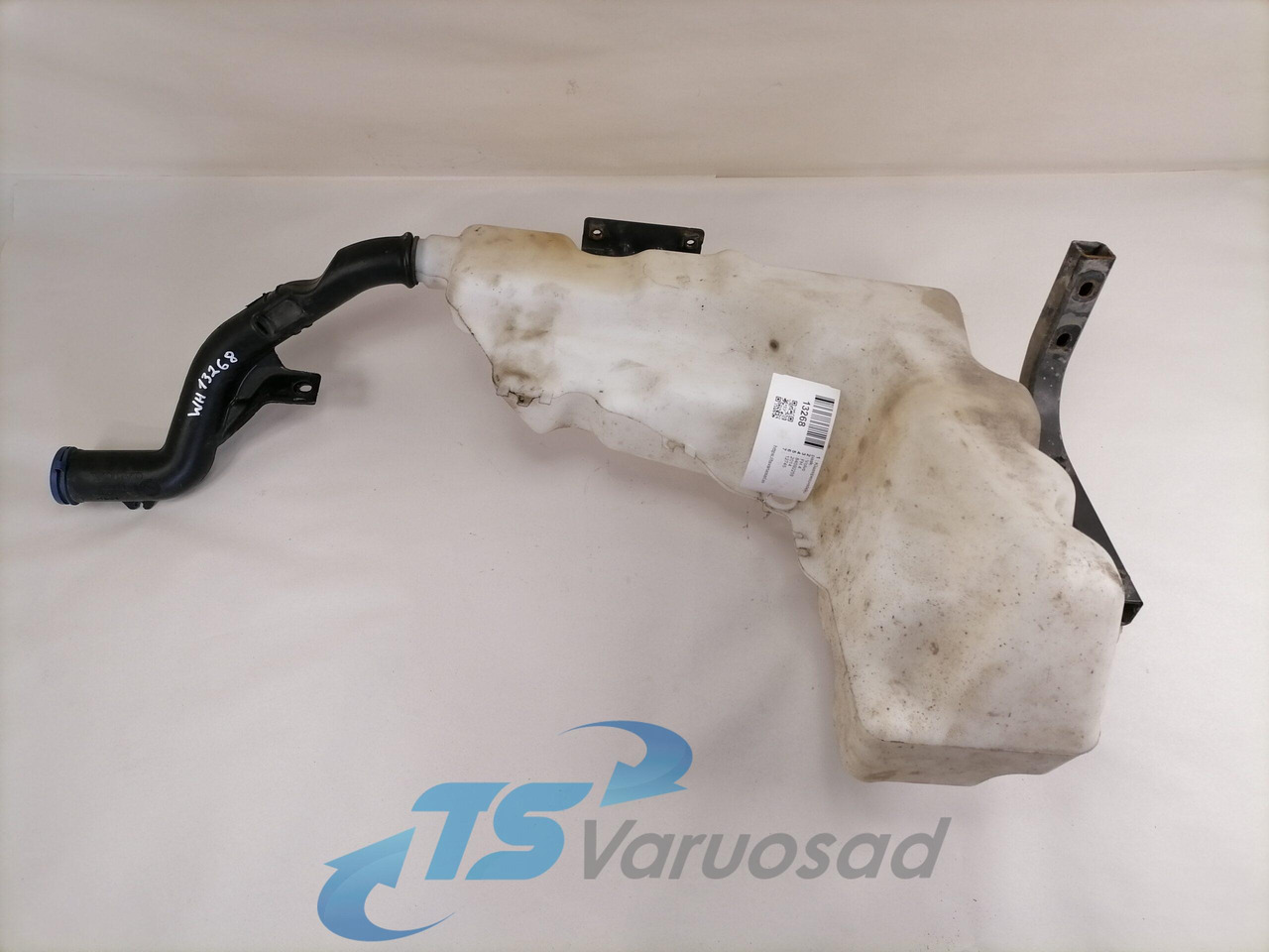 Volvo Windscreen washer fluid tank 84092259 - Visker for Lastebil: bilde 1 Volvo Windscreen washer fluid tank 84092259 - Visker for Lastebil: bilde 1