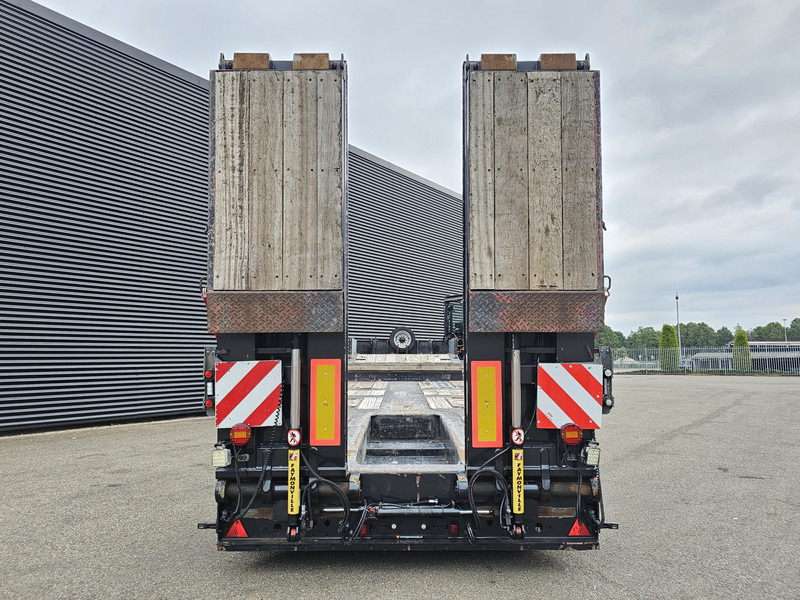 Lavloader semitrailer Faymonville MULTIMAX - EXTENDABLE / HYDR RAMP / WHEEL WELL / RADMULDEN: bilde 14 Lavloader semitrailer Faymonville MULTIMAX - EXTENDABLE / HYDR RAMP / WHEEL WELL / RADMULDEN: bilde 14