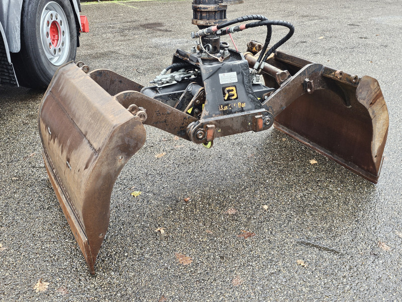 MAN TGS 47.440 BBL / 10X4 HOOKLIFT + Z CRANE - Krokbil, Kranbil: bilde 5 MAN TGS 47.440 BBL / 10X4 HOOKLIFT + Z CRANE - Krokbil, Kranbil: bilde 5