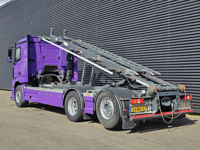 Lastebil med kabelsystem Mercedes-Benz AROCS 3345 / 6x2 / CABLE-CONTAINER SYSTEM: bilde 13