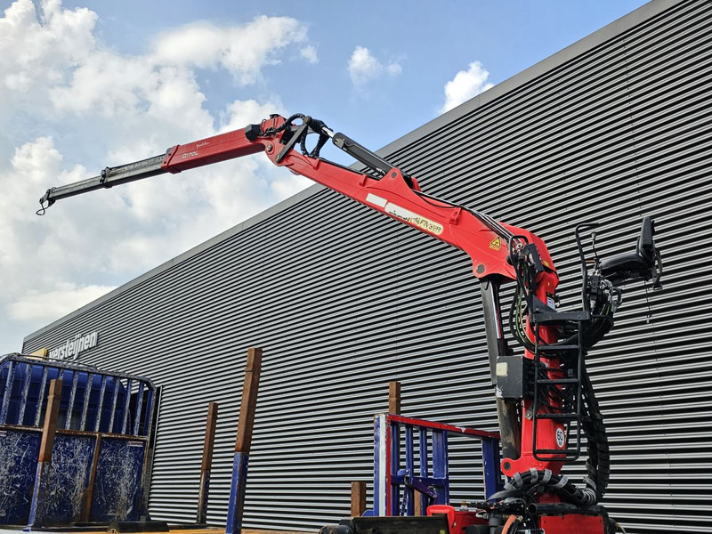 Scania G440 / RETARDER / 8x4 / PALFINGER-EPSILON CRANE - Kranbil: bilde 3 Scania G440 / RETARDER / 8x4 / PALFINGER-EPSILON CRANE - Kranbil: bilde 3