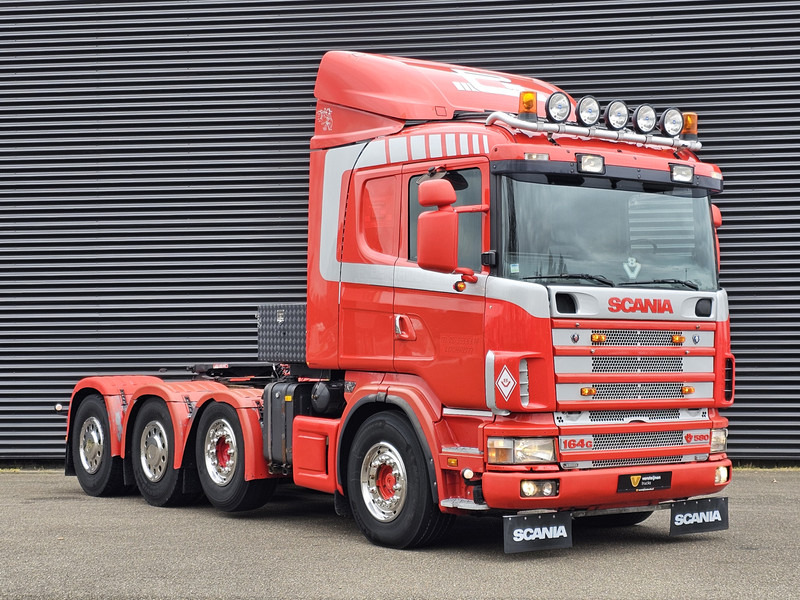 Scania R 164.580 8x4-4 / MANUAL / RETARDER / BIG AXLE / 150T - Trekkvogn: bilde 4 Scania R 164.580 8x4-4 / MANUAL / RETARDER / BIG AXLE / 150T - Trekkvogn: bilde 4