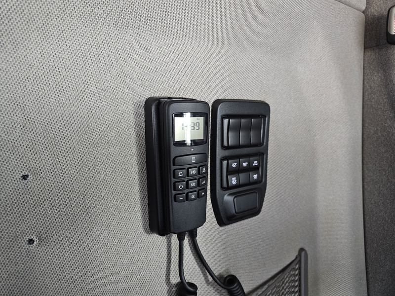 Trekkvogn Scania S520 V8 4x2 / RETARDER / FULL AIR / COMPRESSOR: bilde 20 Trekkvogn Scania S520 V8 4x2 / RETARDER / FULL AIR / COMPRESSOR: bilde 20