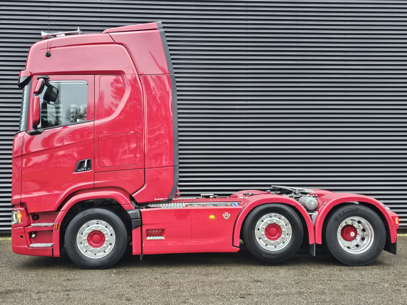 Scania S660 V8 6X2/4 / RETARDER / FULL AIR / HYDRAULIC - Trekkvogn: bilde 4 Scania S660 V8 6X2/4 / RETARDER / FULL AIR / HYDRAULIC - Trekkvogn: bilde 4