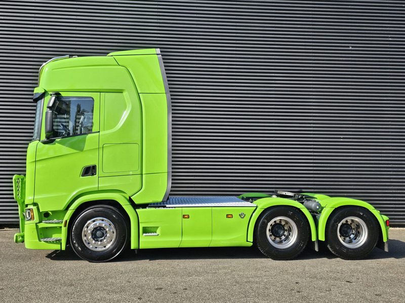 Scania S770 / 6x4 / V8 / FULL AIR / RETARDER - Trekkvogn: bilde 4 Scania S770 / 6x4 / V8 / FULL AIR / RETARDER - Trekkvogn: bilde 4