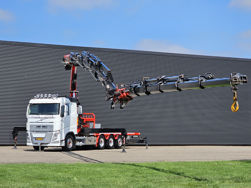 Volvo FH 540 8x4-4 / FASSI 71 t/m CRANE + JIB WINCH / KRAN / GRUA - Kranbil: bilde 3 Volvo FH 540 8x4-4 / FASSI 71 t/m CRANE + JIB WINCH / KRAN / GRUA - Kranbil: bilde 3