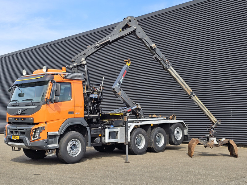 Volvo FMX 460 8x4-4 / HIAB Z CRANE + HOOKLIFT - Krokbil: bilde 2 Volvo FMX 460 8x4-4 / HIAB Z CRANE + HOOKLIFT - Krokbil: bilde 2